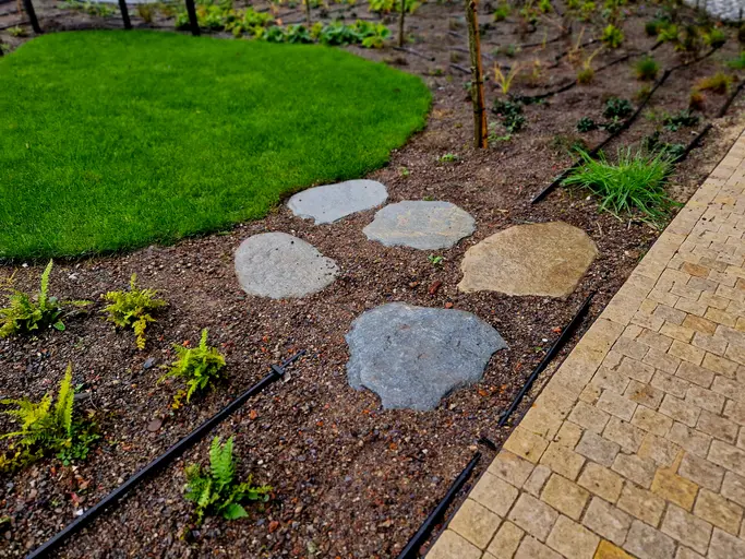 Premium Mulching in Youngstown, OH Premium Mulching in Youngstown, OH